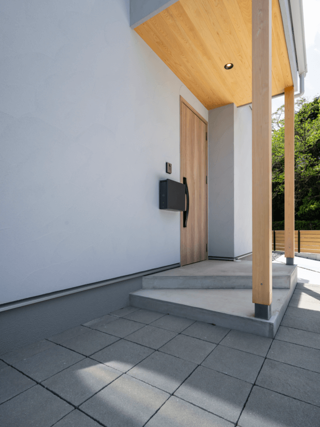 #146 木の温もりと本に囲まれて、静けさとやさしさの家