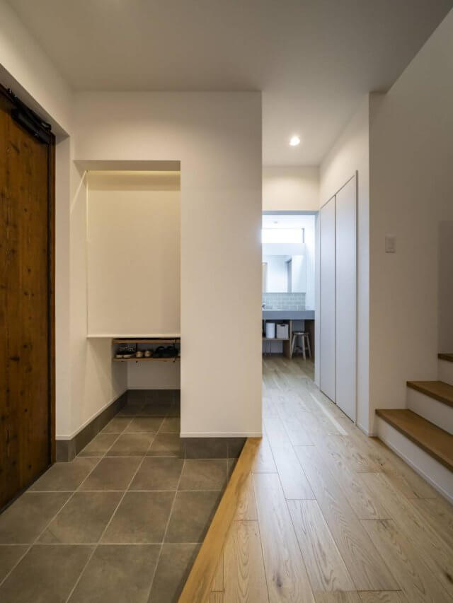 #149 温かな色と光に包まれる、心地よい暮らしの家