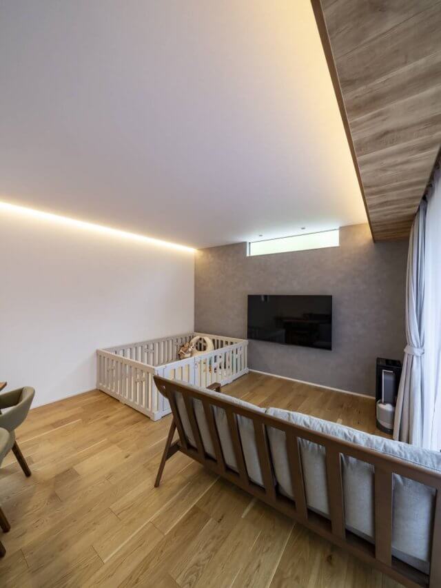 #149 温かな色と光に包まれる、心地よい暮らしの家