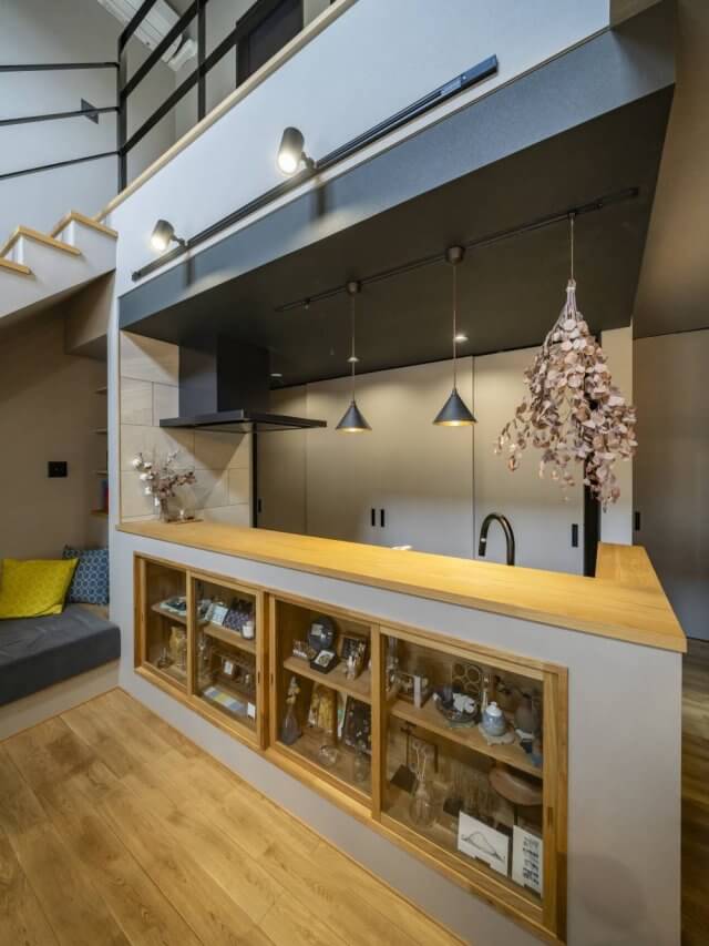 #151 開放的な吹き抜けと造作にこだわる家