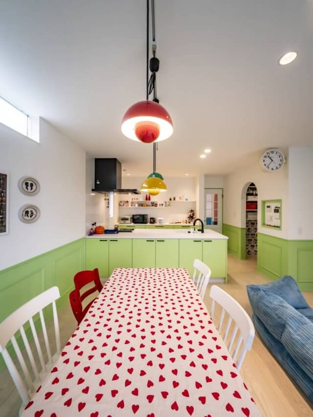 #153 遊び心と彩りが織りなす夢の住まい