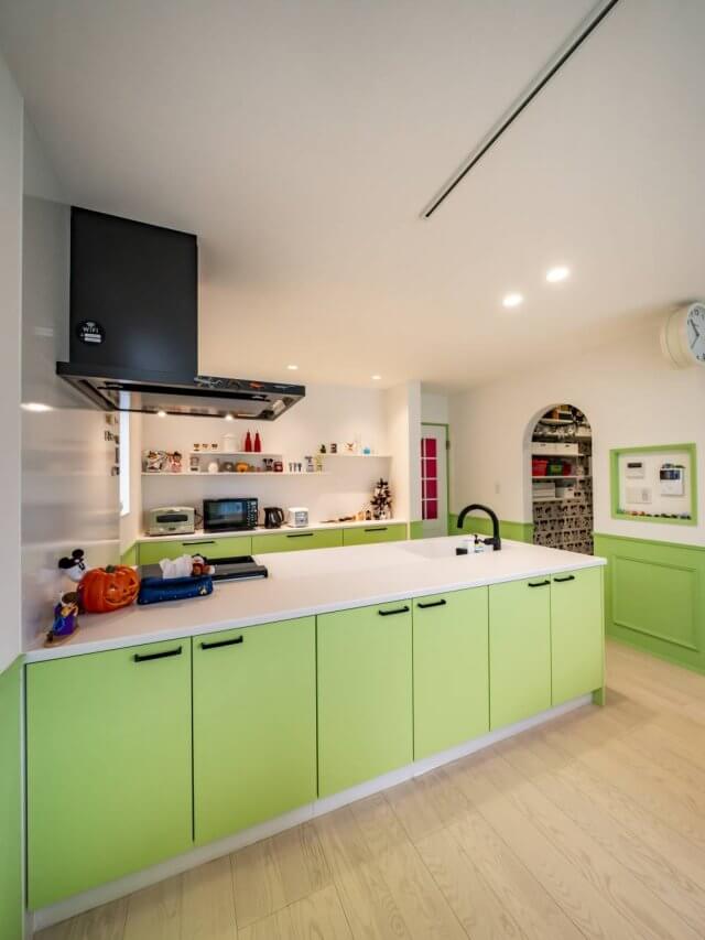 #153 遊び心と彩りが織りなす夢の住まい