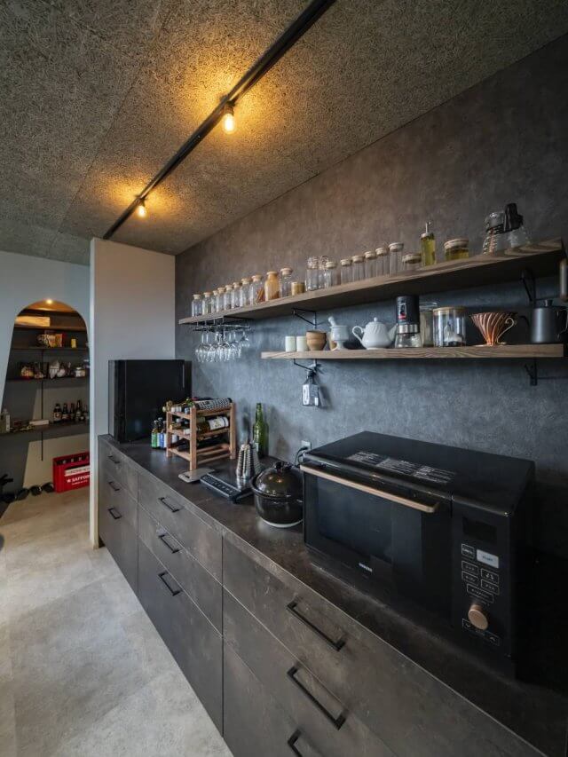 #145 光と影が描く、モノトーンモダンハウス