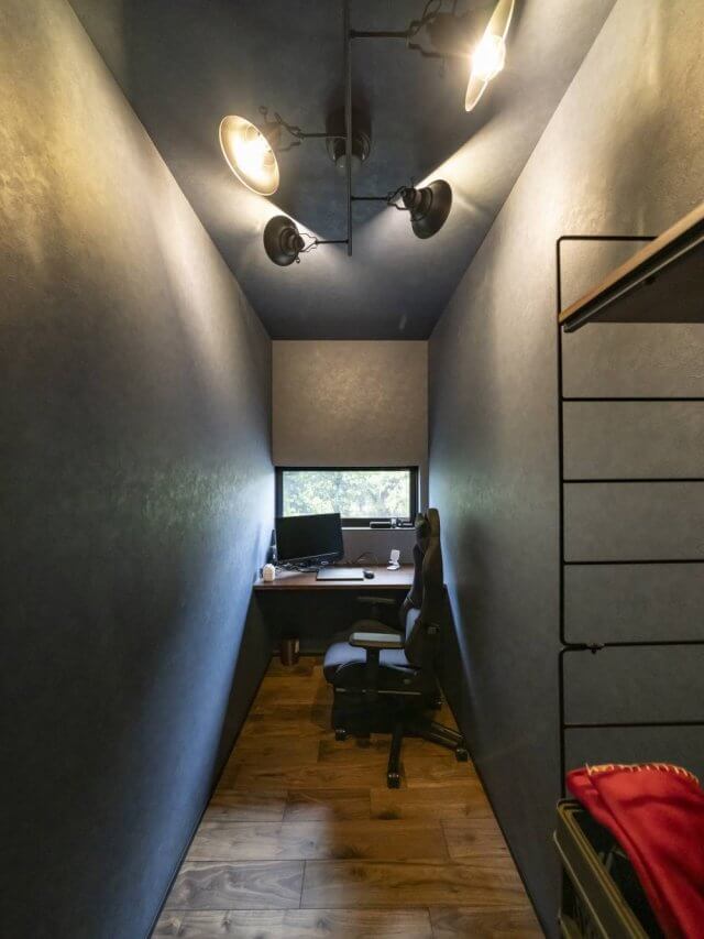 #145 光と影が描く、モノトーンモダンハウス