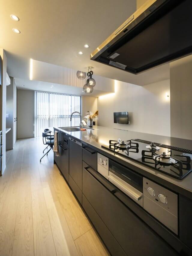 #154 本格防音ドラム室とモノトーンが融合する住まい。