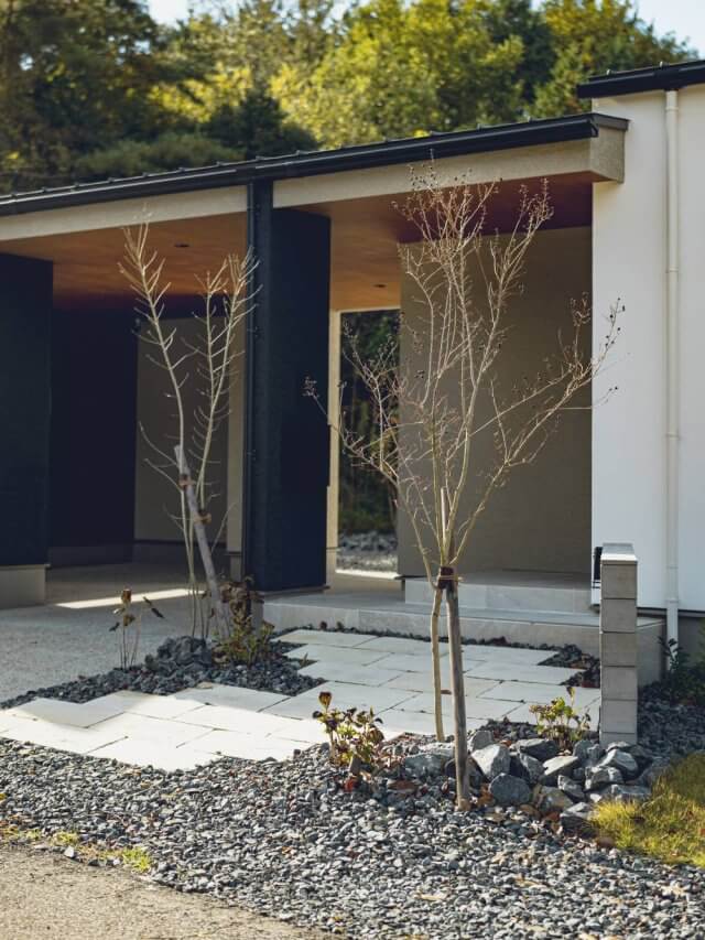 #155 ゆったりと構えた、ラグジュアリーモダンな平屋