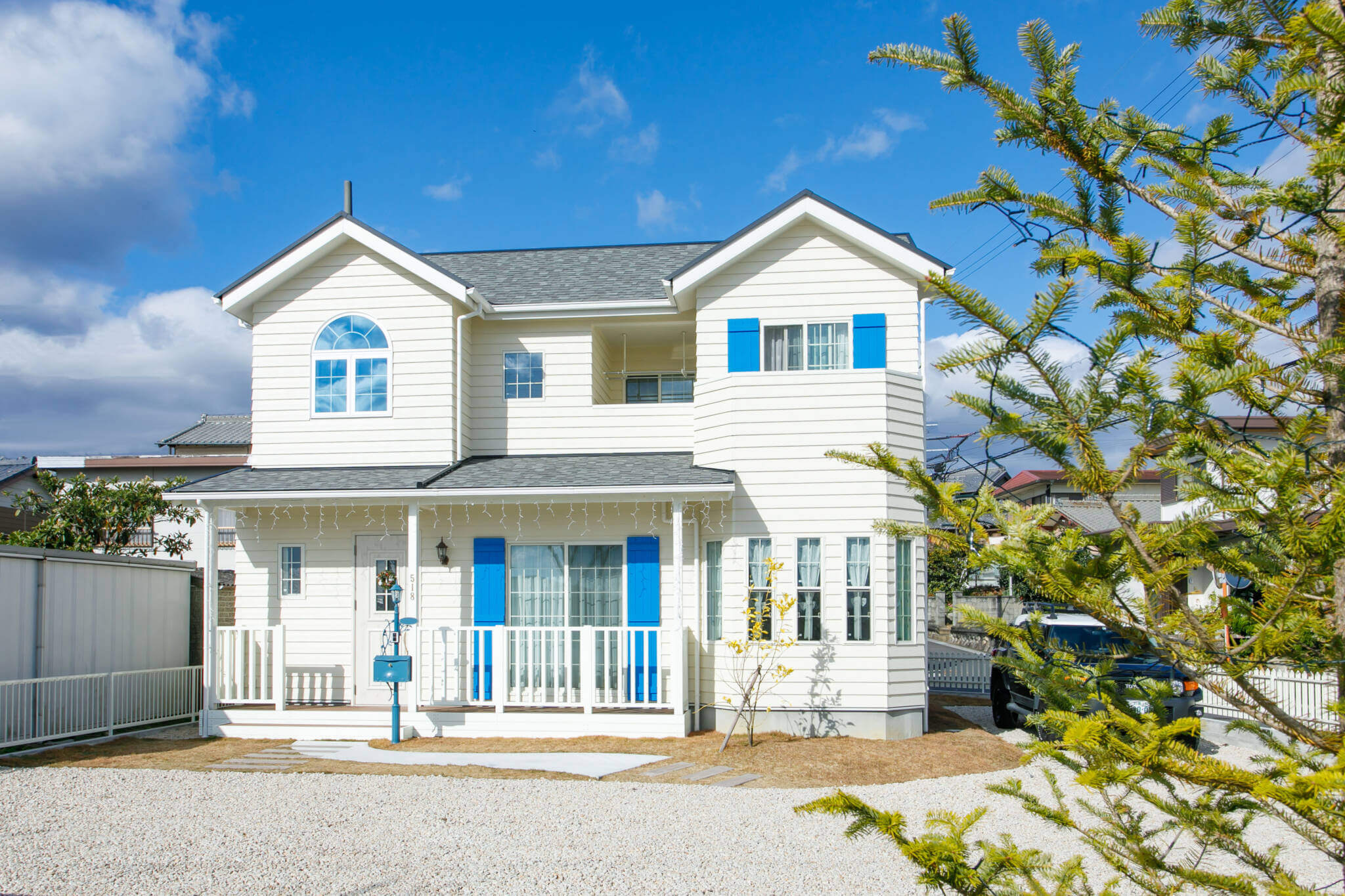 #94 Christmas house